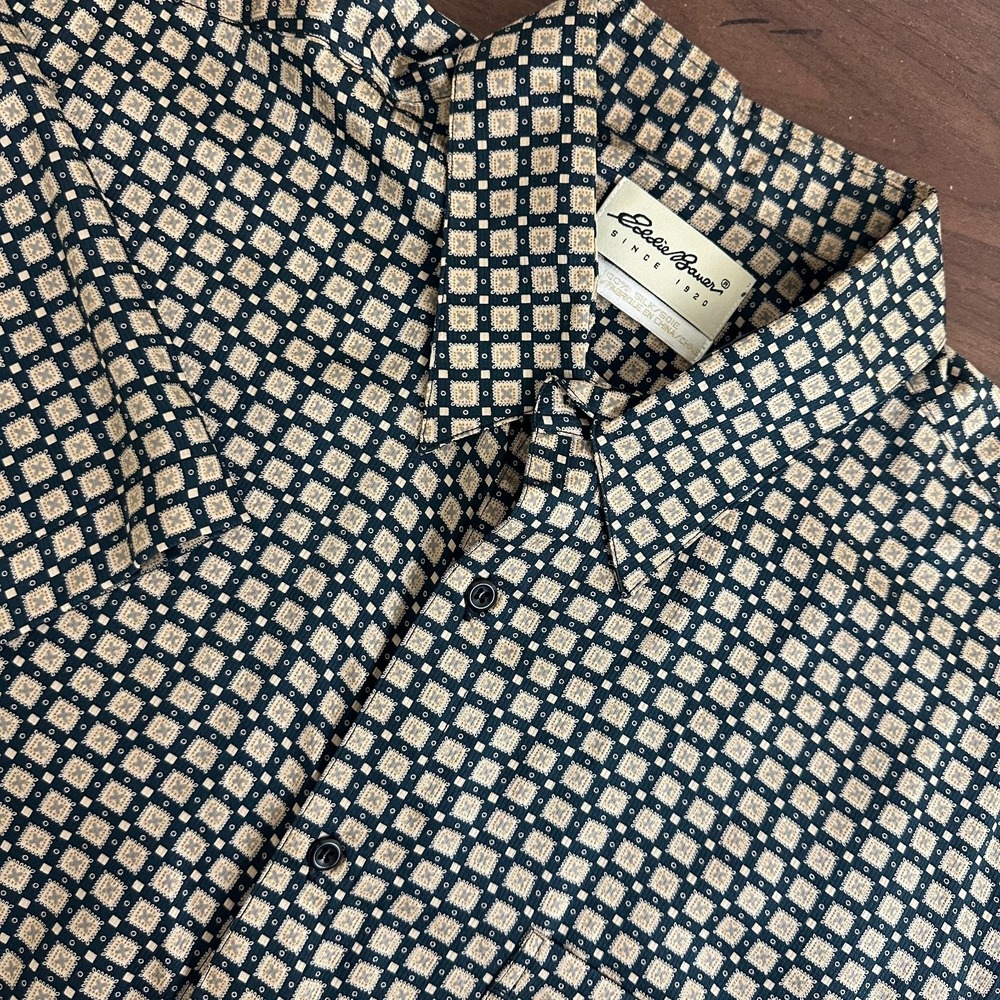 Eddie Bauer Shirt Navy Blue Tan Geometric Tile Print 100% Silk Button Up Mens L